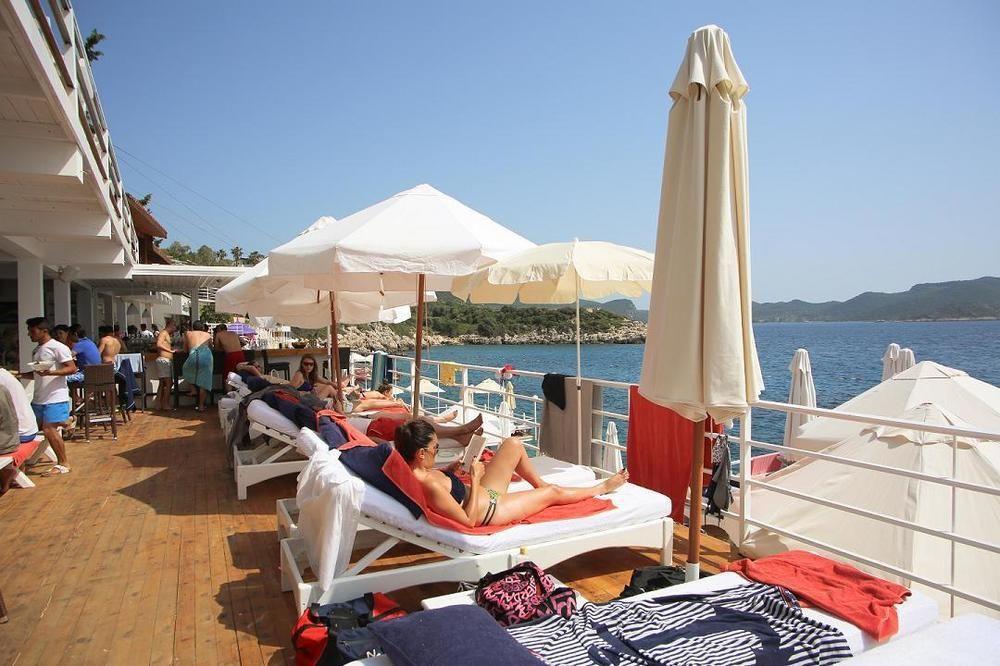 Nur Beach Hotel Kas Exterior foto
