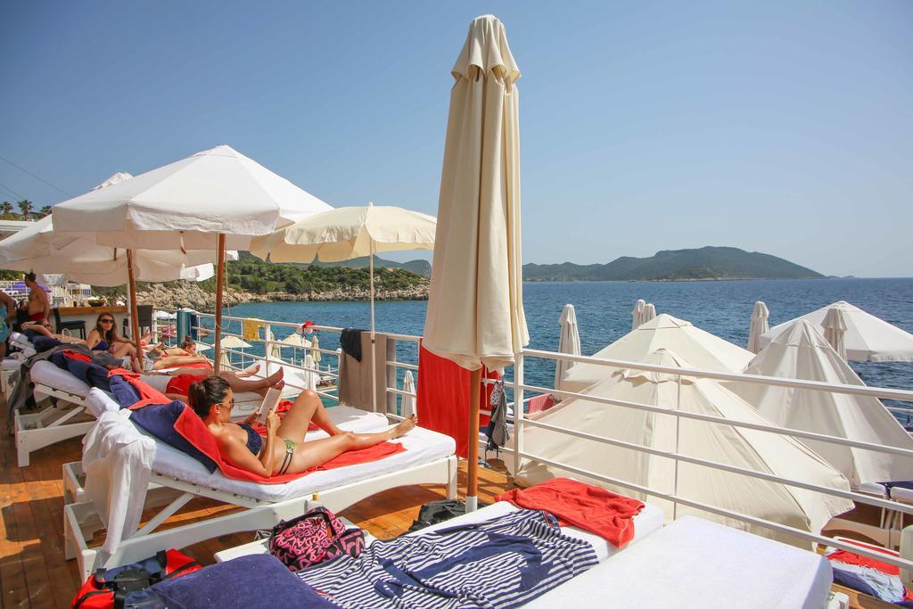 Nur Beach Hotel Kas Exterior foto